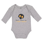 Long Sleeve Bodysuit Baby Don'T Scare Me I Poop Easily An Silhouette Skull Head - Cute Rascals