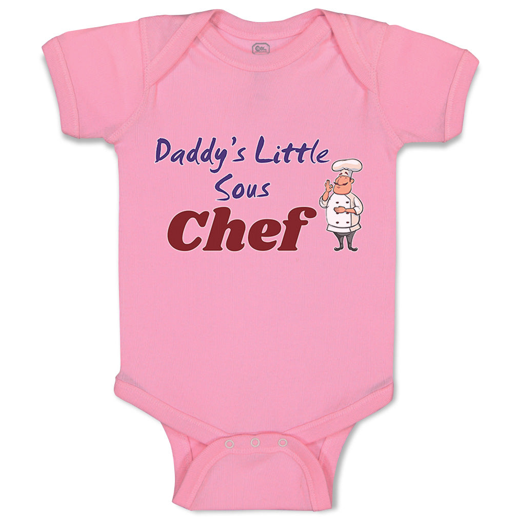 Baby Bodysuit Daddy's Little Sous Chef - Funny Cooking Outfit For 6 Months | Gray Cotton Onesie
