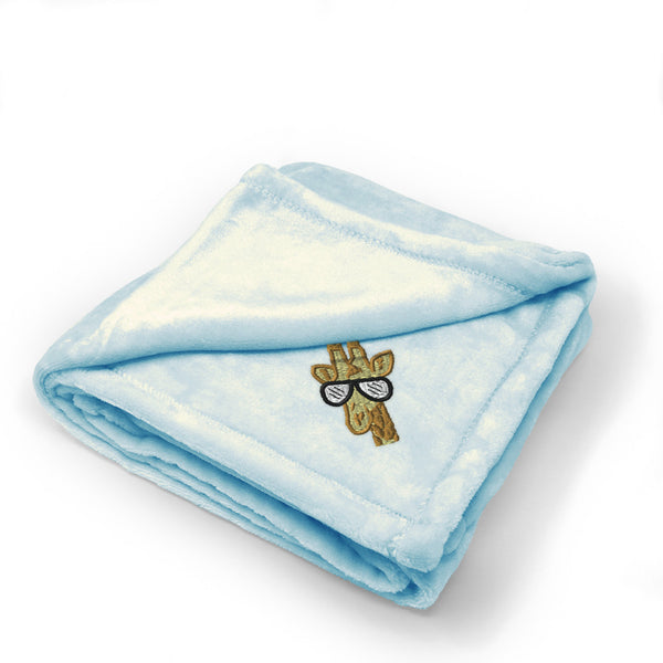 Plush Baby Blanket Cool Giraffe Embroidery Receiving Swaddle Blanket Polyester