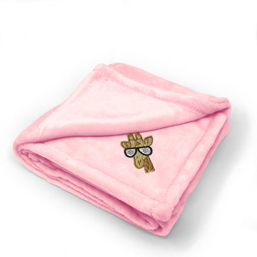 Plush Baby Blanket Cool Giraffe Embroidery Receiving Swaddle Blanket Polyester