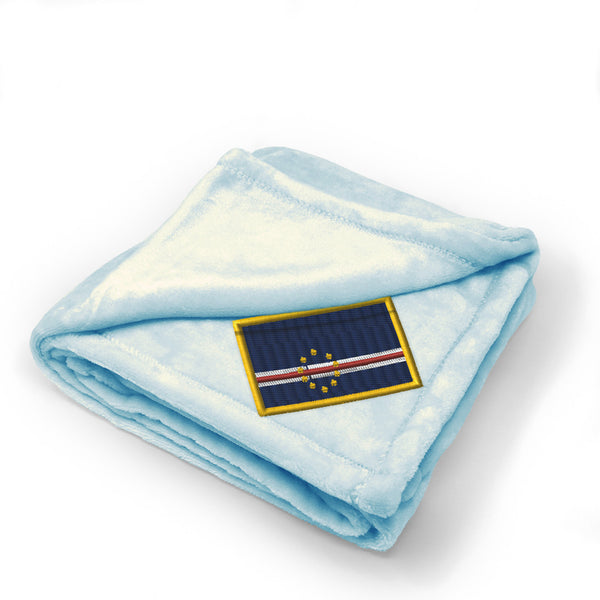 Plush Baby Blanket Cape Verde Embroidery Receiving Swaddle Blanket Polyester