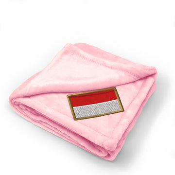 Plush Baby Blanket Monaco Embroidery Receiving Swaddle Blanket Polyester