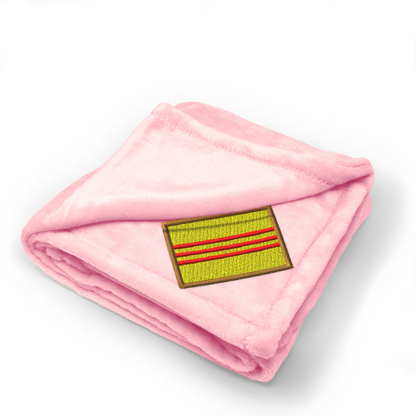 Plush Baby Blanket Vietnam Flag Embroidery Receiving Swaddle Blanket Polyester