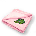 Plush Baby Blanket Gator Head Embroidery Receiving Swaddle Blanket Polyester